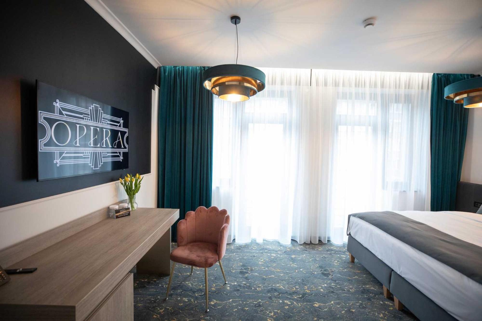 Opera Hotel Тімішоара Екстер'єр фото