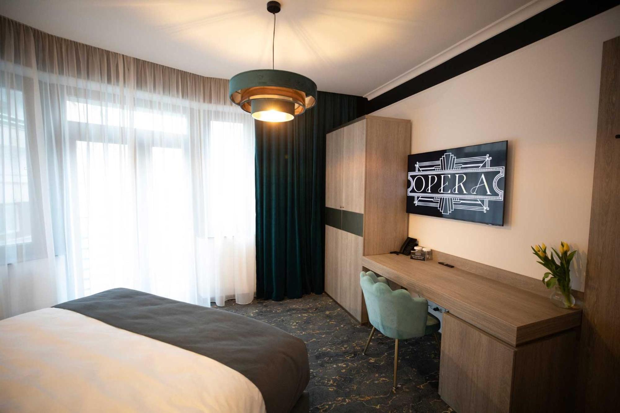 Opera Hotel Тімішоара Екстер'єр фото